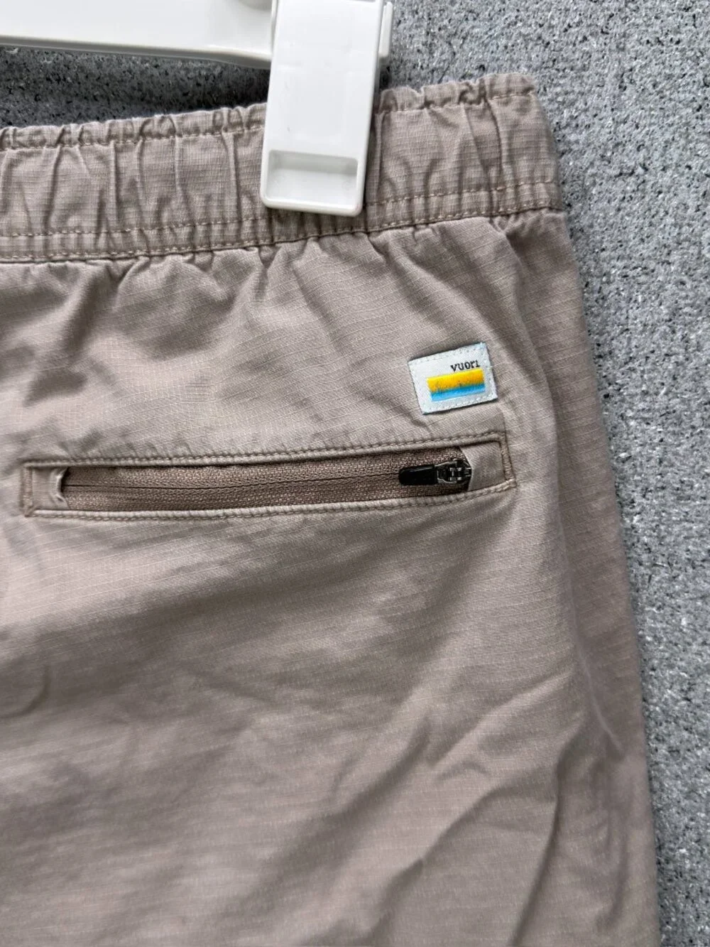 VUORI RIPSTOP CLIMBER PANTS MEN'S M TAPERED CARGO OUTDOOR TRAVEL ZIP BEIGE - Picture 13 of 13